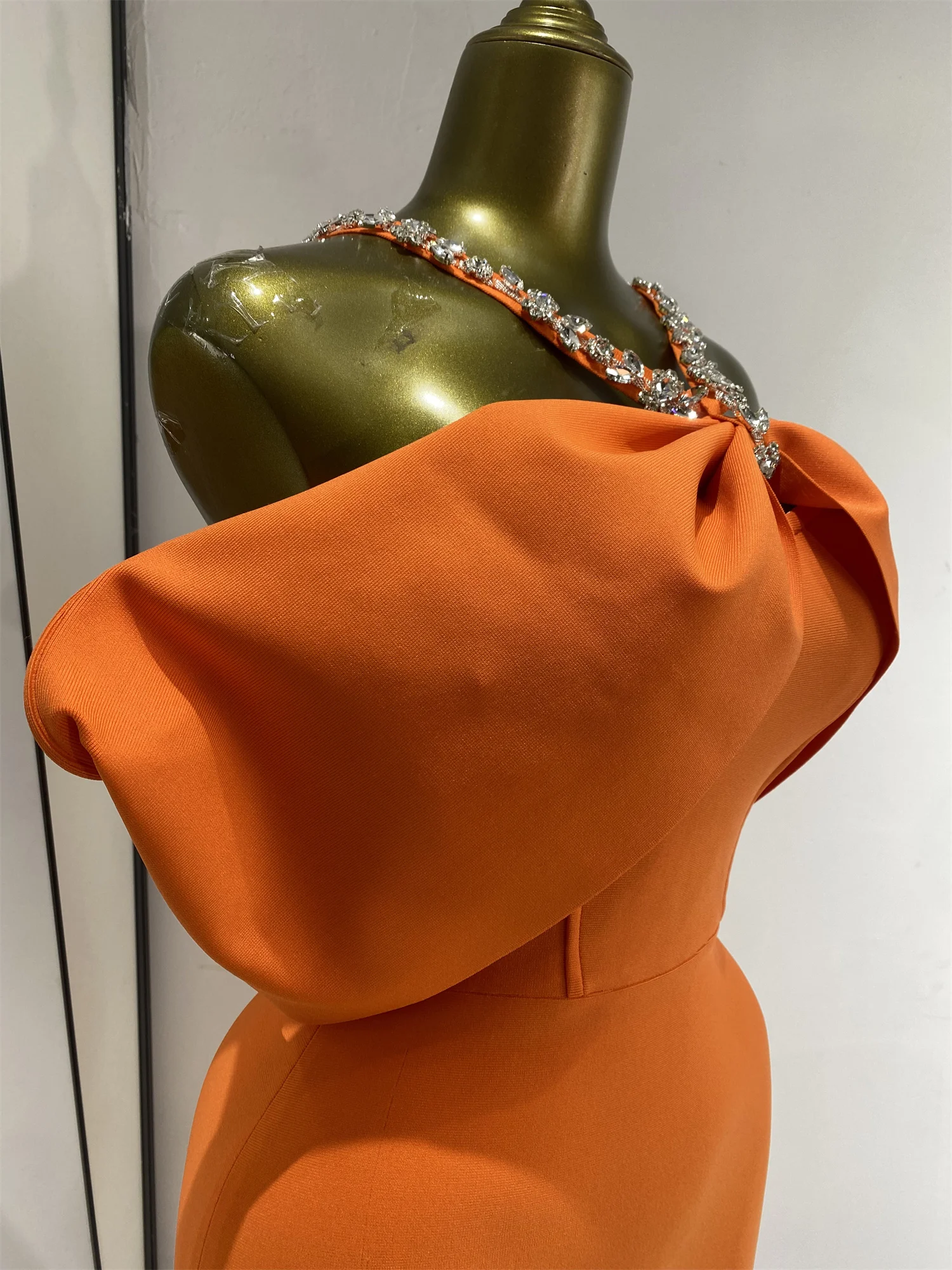 Robe bandage cristal — Lumineuse et inoubliable — vue 8
