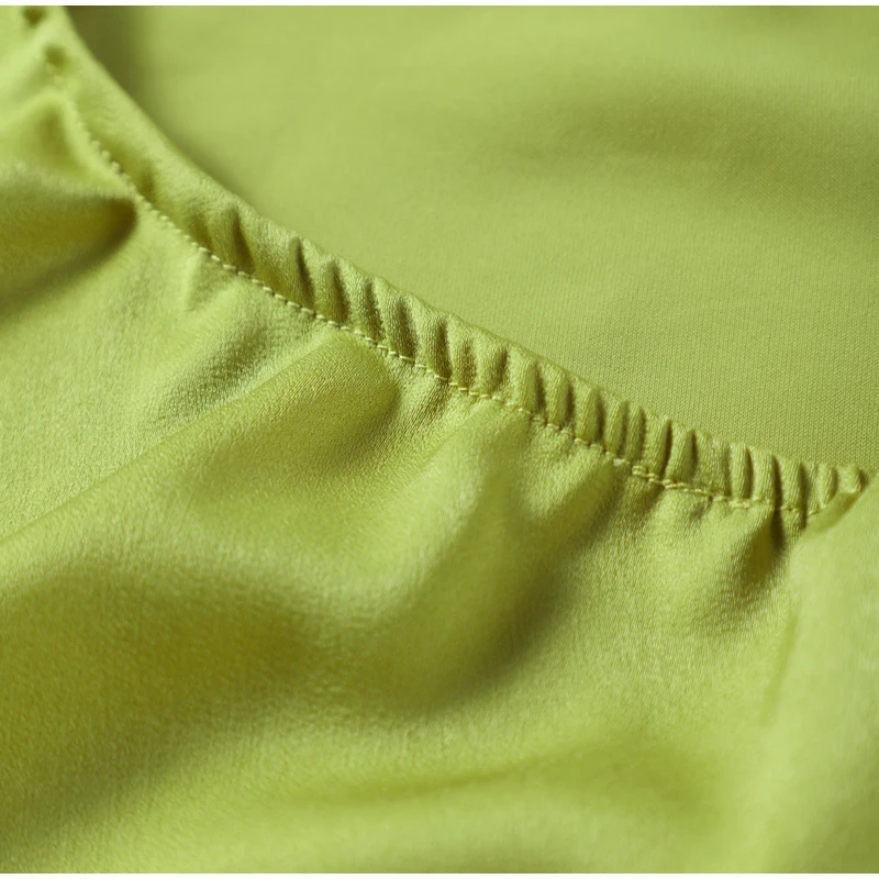 Robe satin dos nu — La sophistication faite robe — vue 24