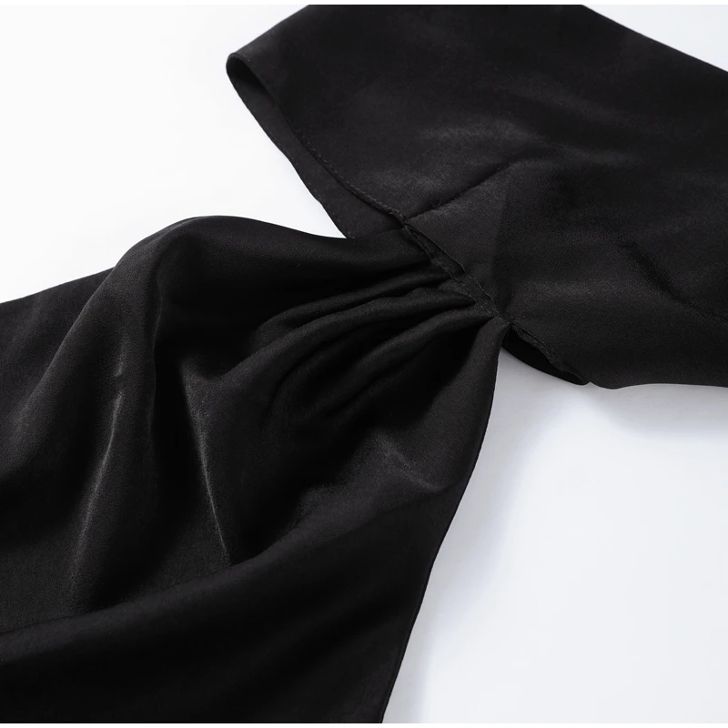 Robe satin dos nu — La sophistication faite robe — vue 15