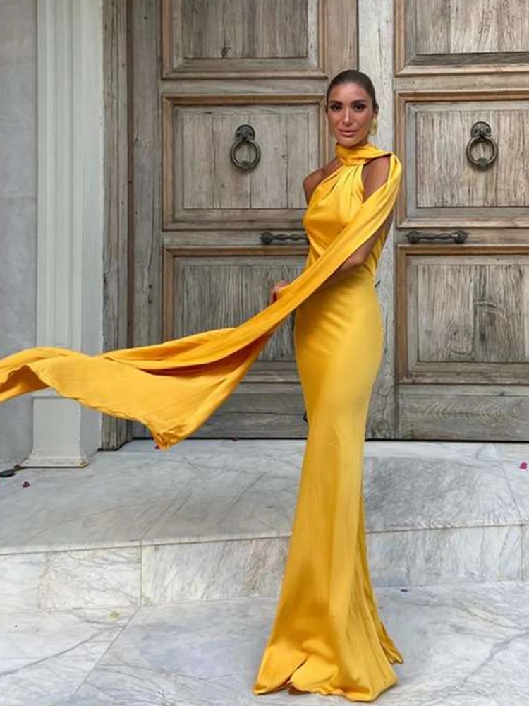 Robe satin dos nu — La sophistication faite robe — vue 3