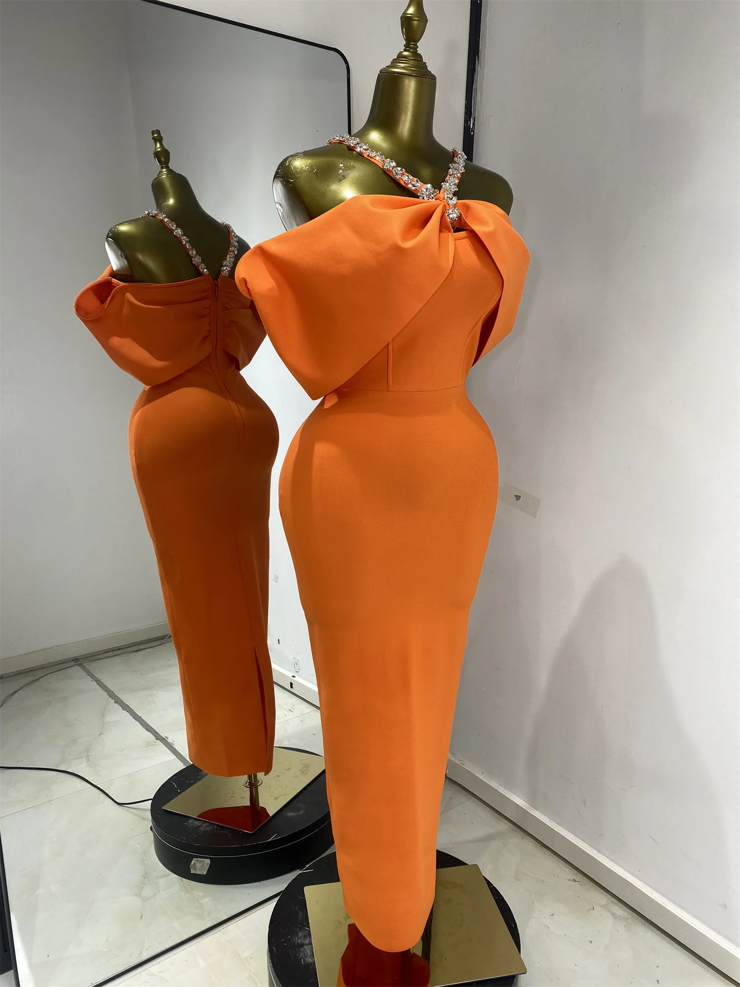 Robe bandage cristal — Lumineuse et inoubliable — vue 2