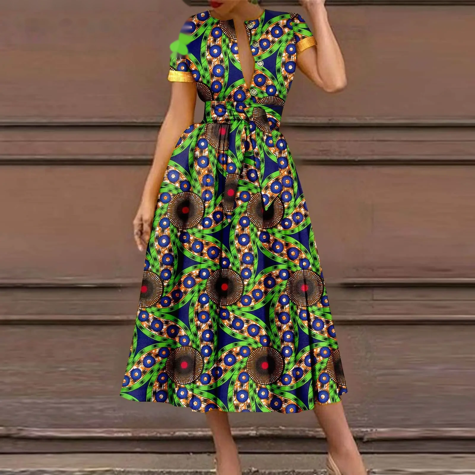 Robe Dashiki ceinturée — Fière et rayonnante — vue 24