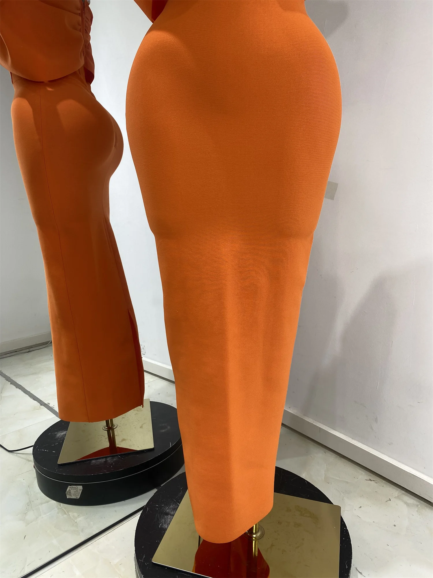 Robe bandage cristal — Lumineuse et inoubliable — vue 10