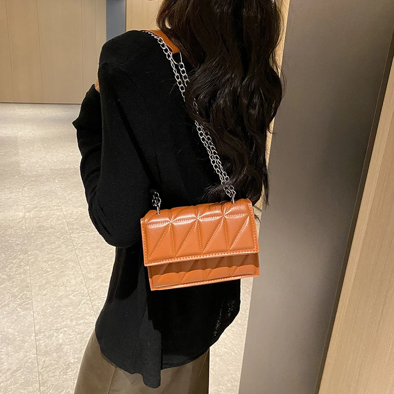 Sac chaîne bandoulière — L'allure au quotidien — vue 18