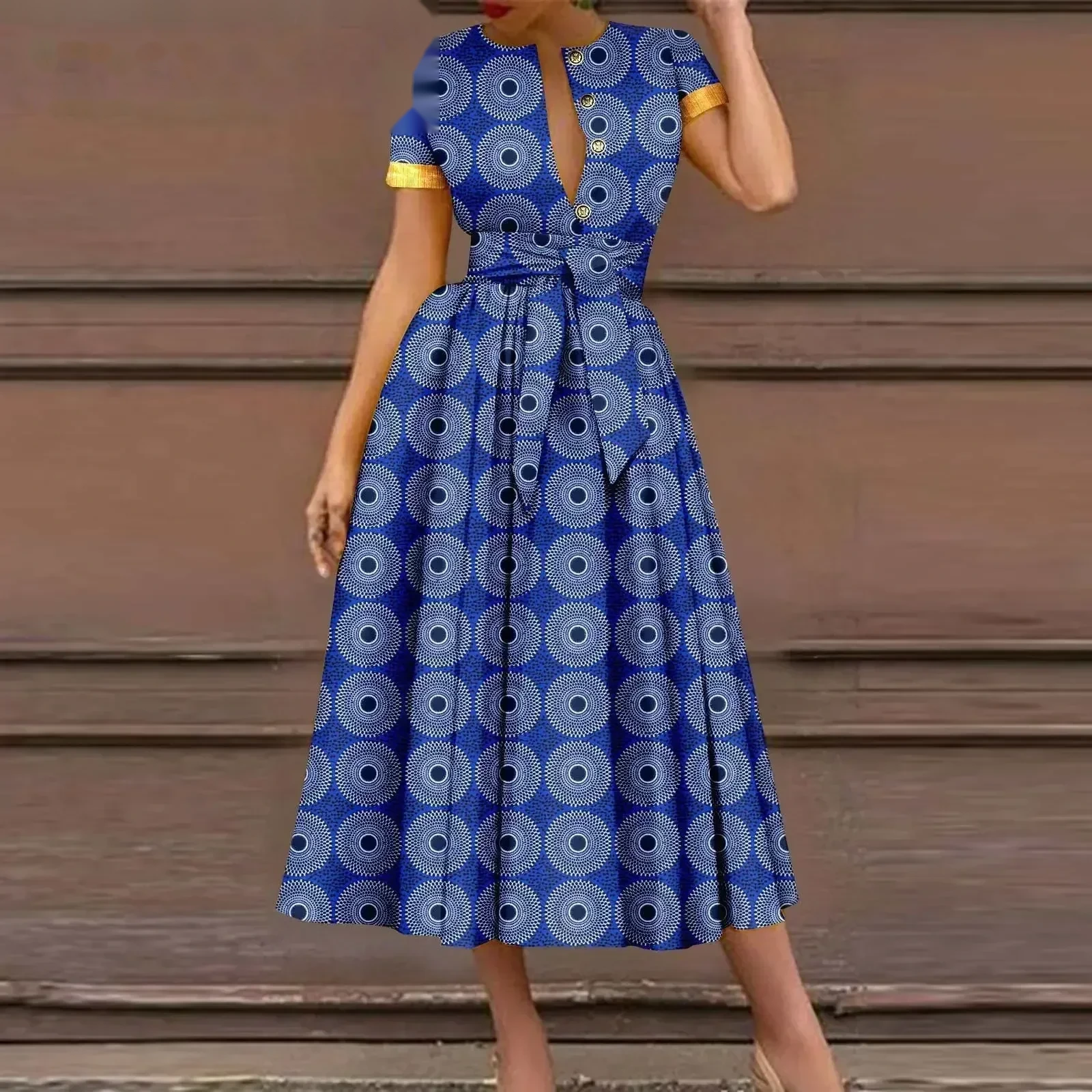 Robe Dashiki ceinturée — Fière et rayonnante — vue 15