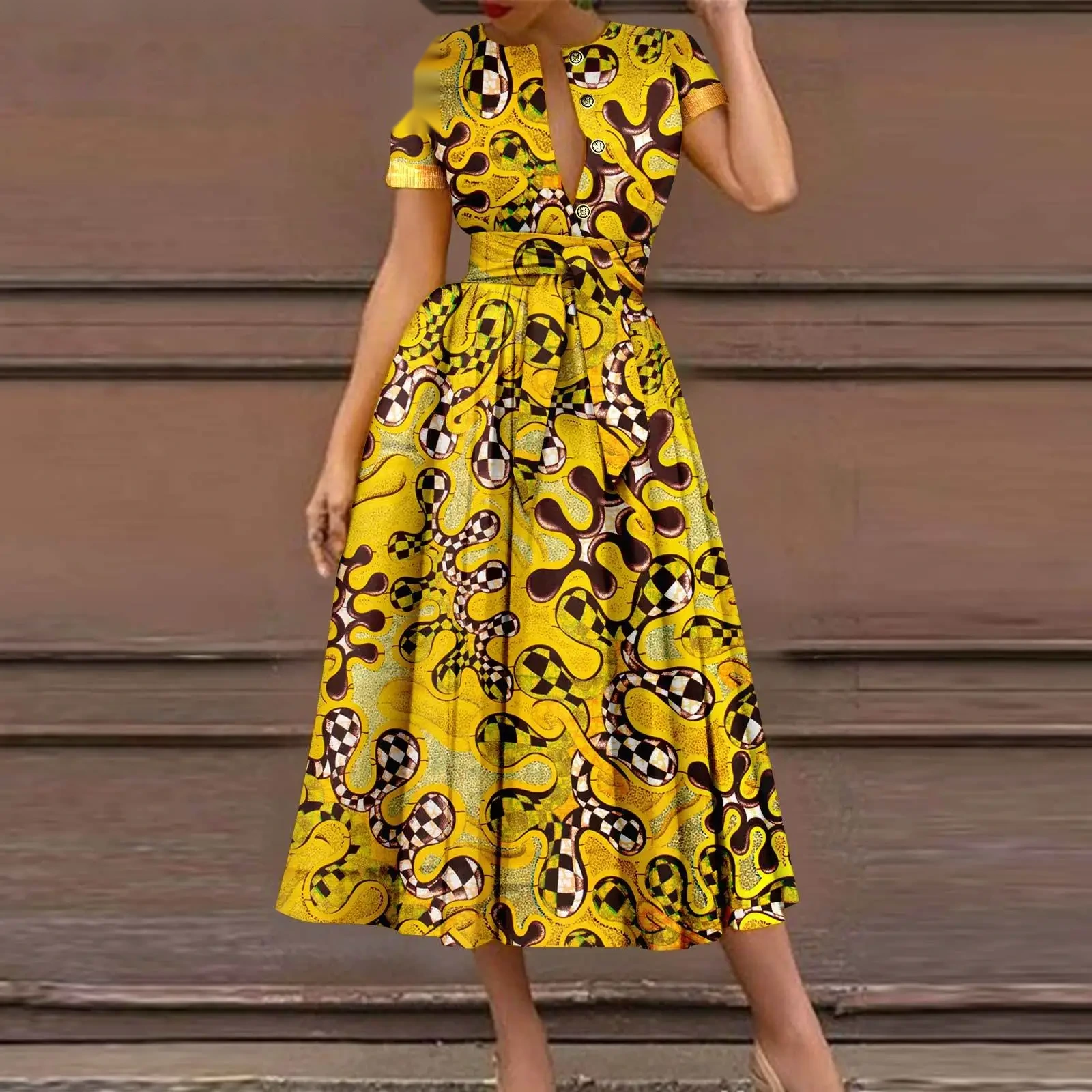 Robe Dashiki ceinturée — Fière et rayonnante — vue 12