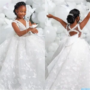 Robe cortège papillons — Légère comme un rêve