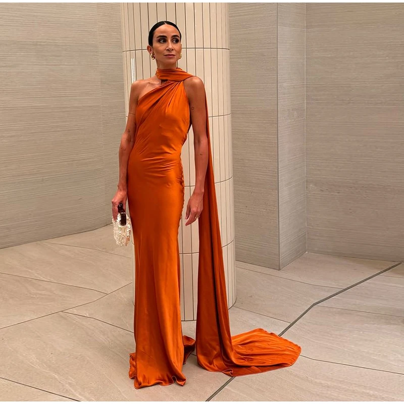 Robe satin dos nu — La sophistication faite robe — vue 45
