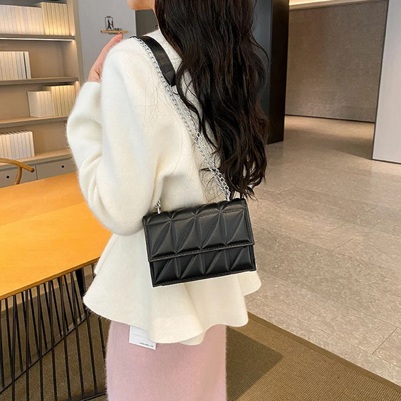 Sac chaîne bandoulière — L'allure au quotidien — vue 13
