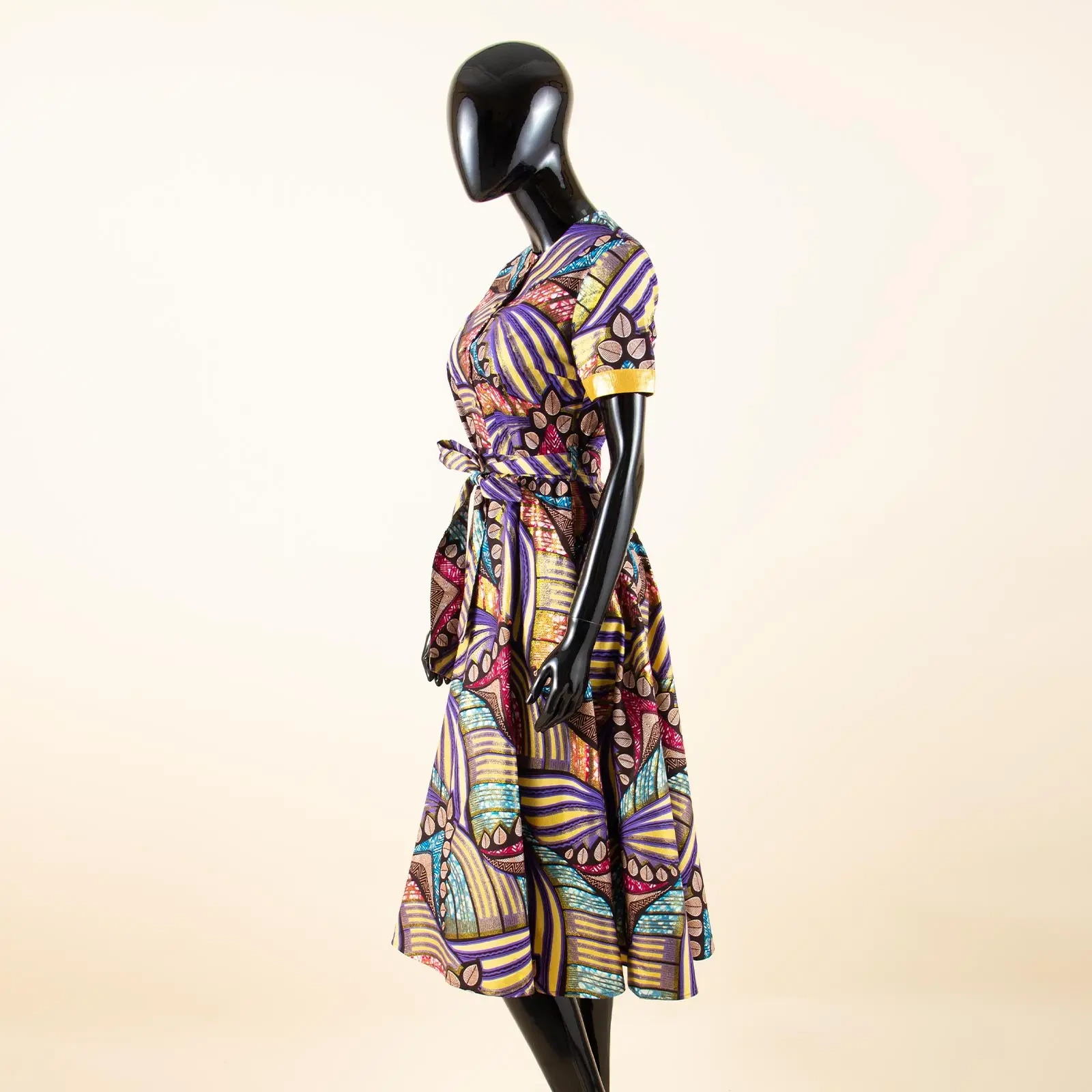 Robe Dashiki ceinturée — Fière et rayonnante — vue 34