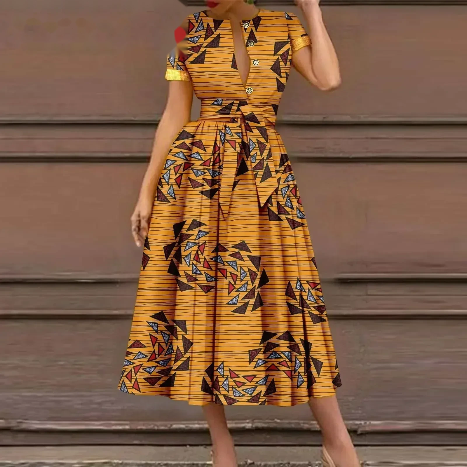 Robe Dashiki ceinturée — Fière et rayonnante — vue 8