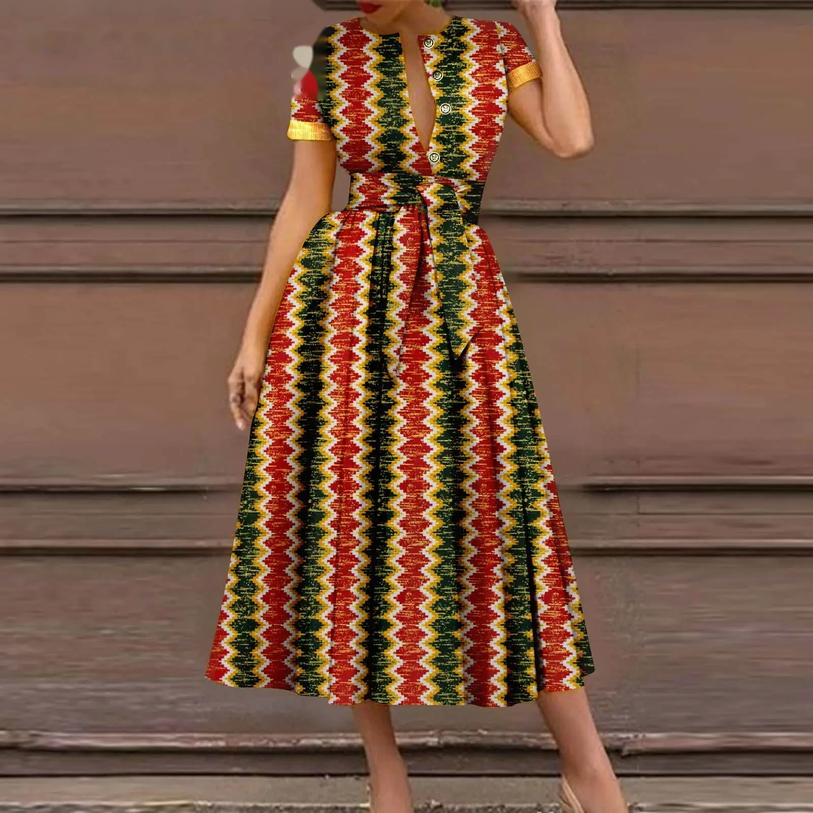 Robe Dashiki ceinturée — Fière et rayonnante — vue 18