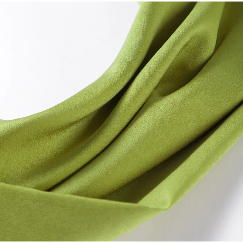 Robe satin dos nu — La sophistication faite robe — vue 22