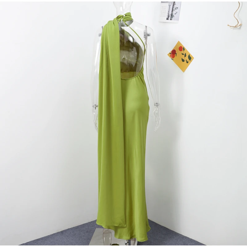 Robe satin dos nu — La sophistication faite robe — vue 27