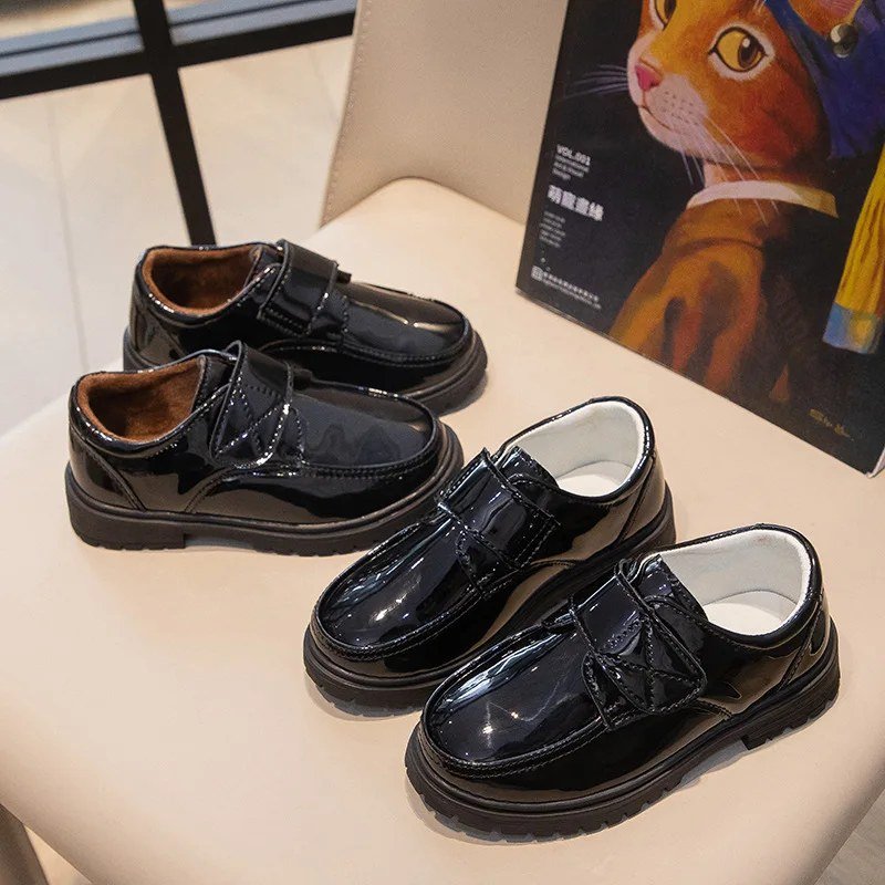 Mocassins vernis scratch garçon — Le petit gentleman pressé — vue 2